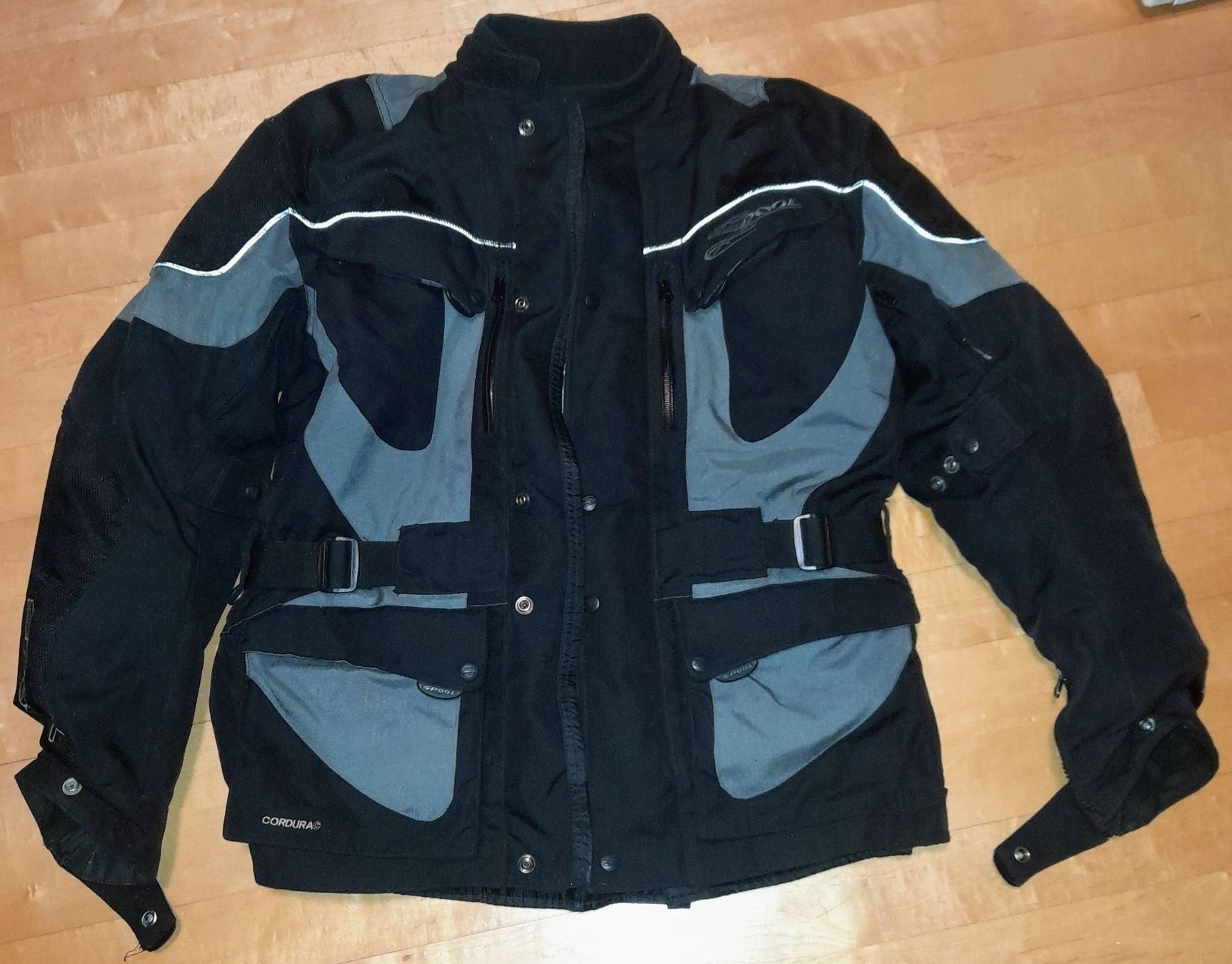 Jacken: Motorradjacke Spool Grösse 52/L – Gebraucht aus Waltenschwil von alfarumore