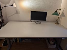 Schreibtisch Leuwico höhenverstellbar grau gebraucht