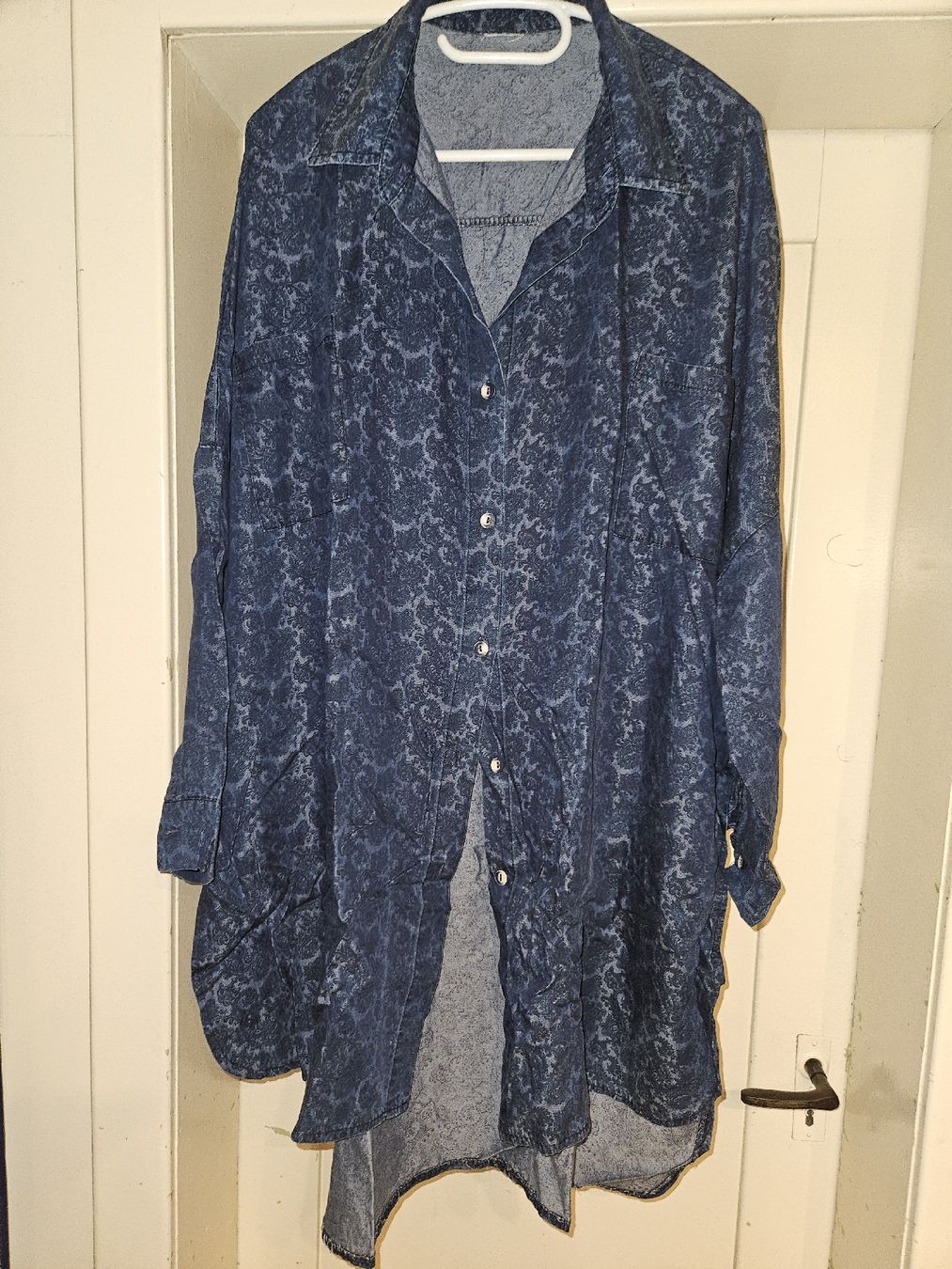Camicette: Damen Hemdbluse lang blau mit Muster – Usato da Rheineck venduto da Eulalia40