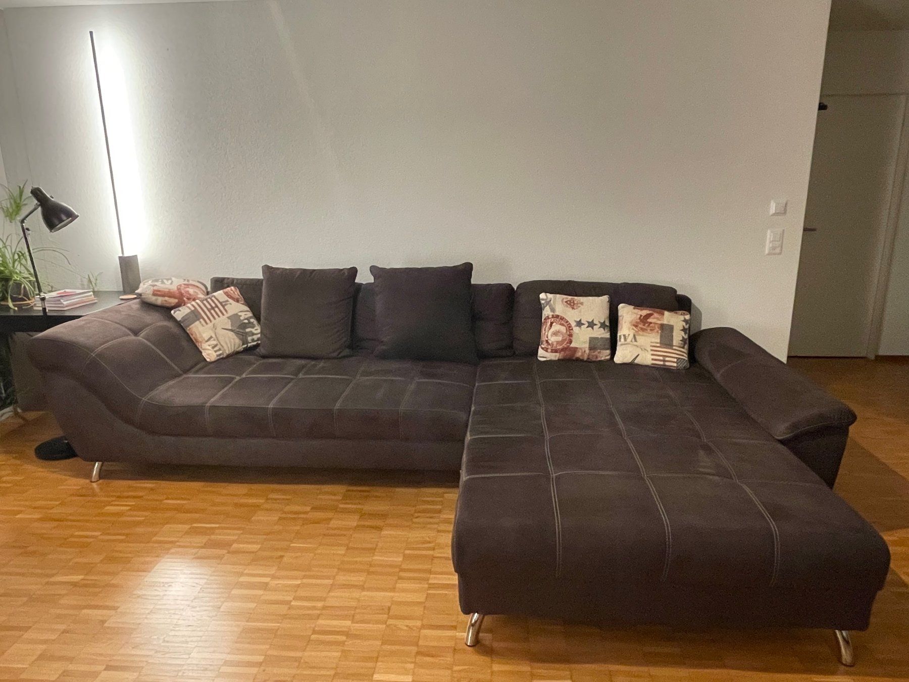 Sofas: Grosses Eck-Sofa – D'occasion à Glattpark (Opfikon) par x2A 1