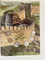 China Münzen Set in Sammelalbum neuwertiger Zustand
