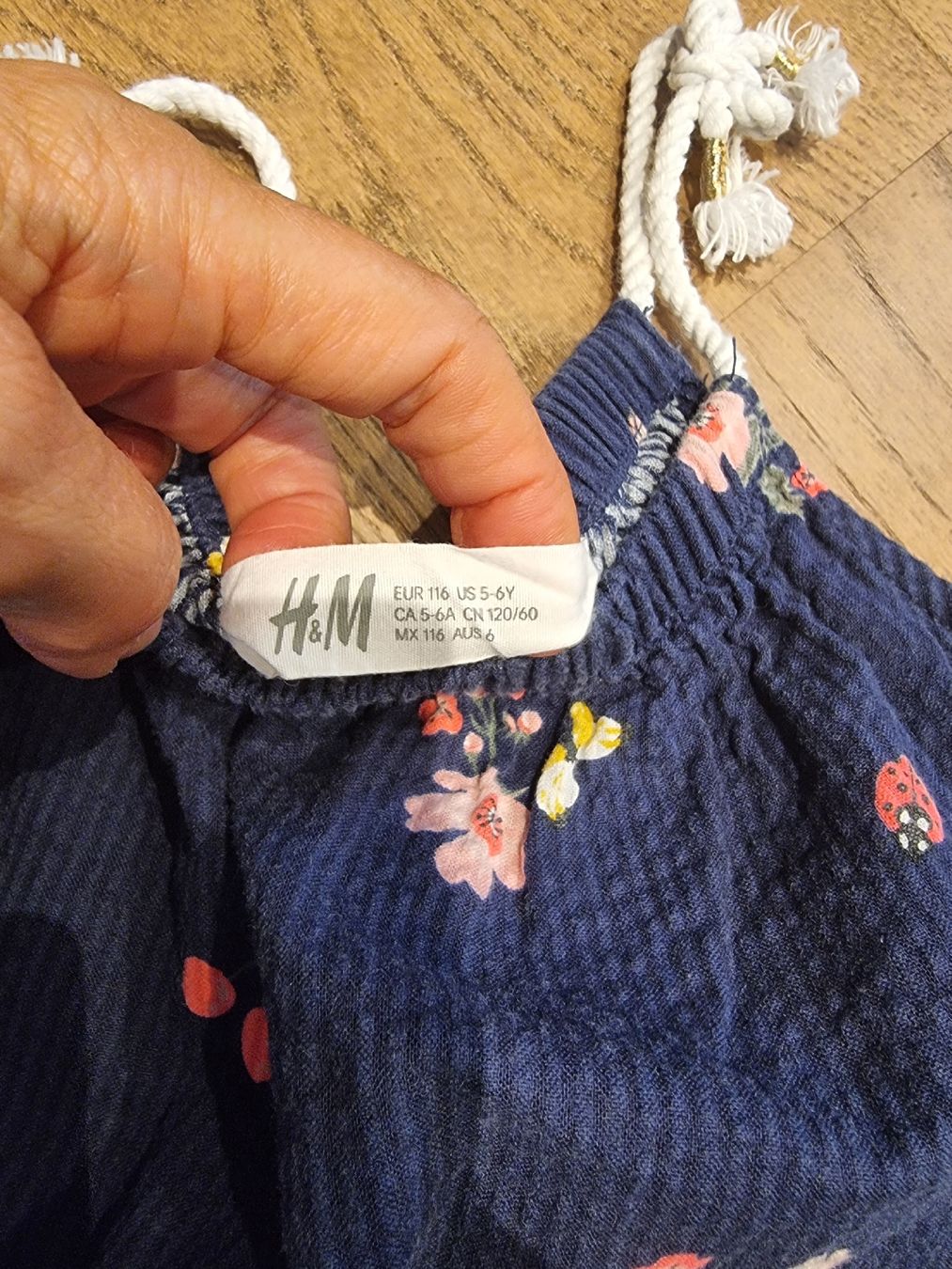 H&M Vestiti & Gonne: Hängerkleid H&M, 116 – Usato da Buttikon SZ venduto da Limo180 1