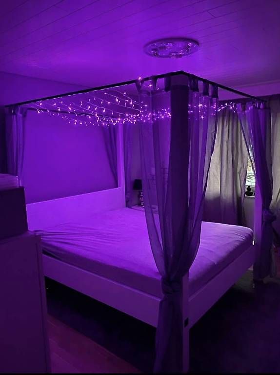 Letti: Bett/ Himmelbett – Usato da Warth venduto da dar_fb8c