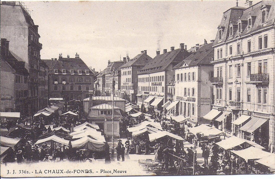 Cartoline postali: CHAUX-de-FONDS, place du marché – Usato da Les Verrières venduto da Scampi0