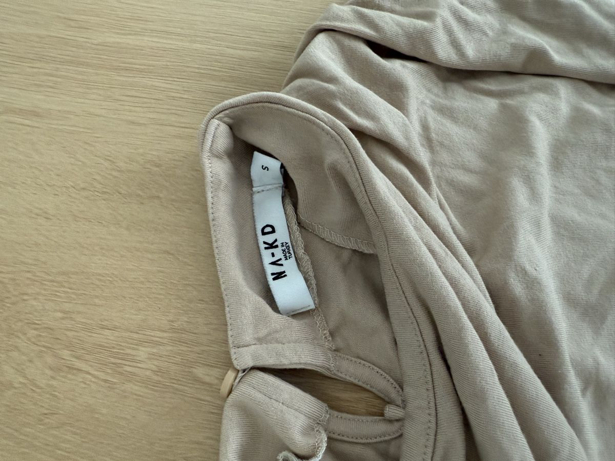 Blusen: Nakd Oberteil  – Gebraucht aus Gebenstorf von sdent