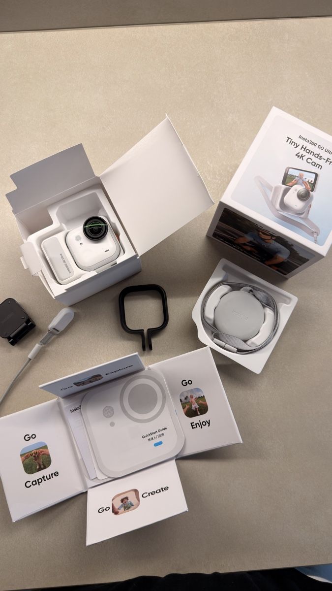 Insta360 Action Cam: Insta360  Go Ultra 4K – Neu (gemäss Beschreibung) aus Lumino von Kussed