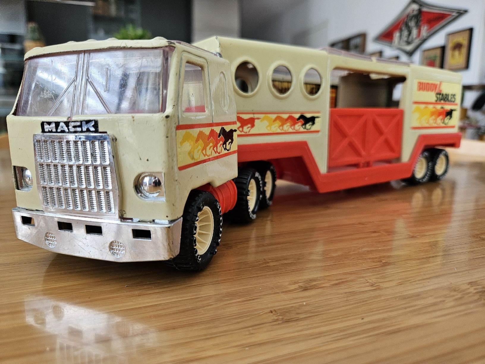 Giocattoli: BUDDY L STABLES VINTAGE TRUCK – Usato da Sarnen venduto da rockola02