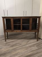 Antike Vitrine