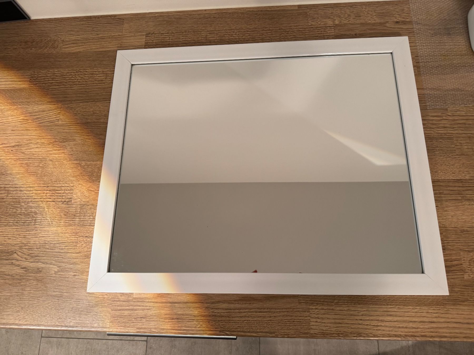 Spiegel: Miroir sur cadre en bois blanc – Neu (gemäss Beschreibung) aus Zürich von lcg_898x