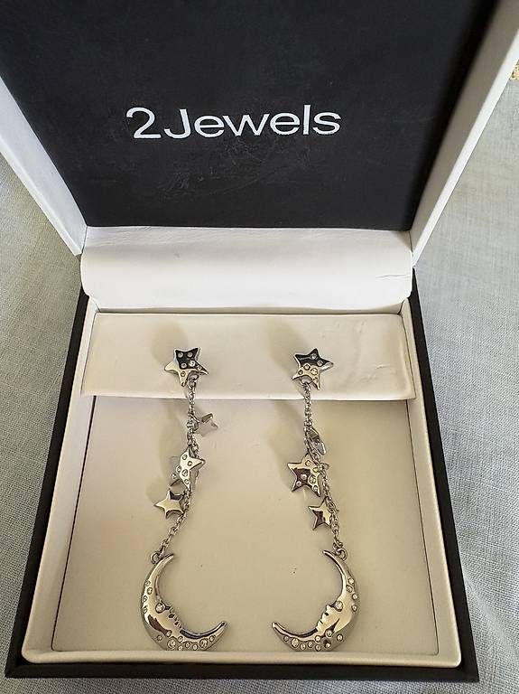 Sonstiger Schmuck: Parure orecchini e bracciale – Neu und originalverpackt aus Novazzano von jen_hx8j