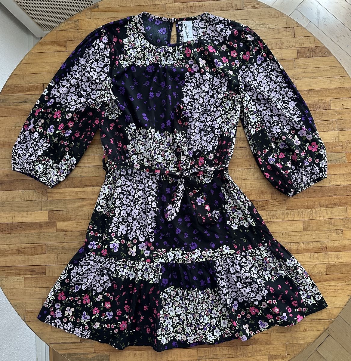 Robes: Kleid – D'occasion à Zürich par eni_lt9y 1