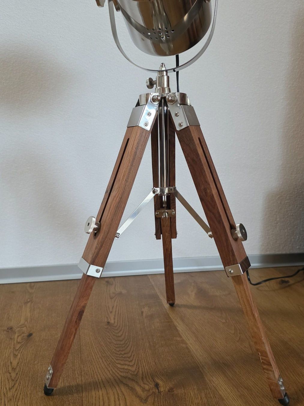 Lampen: Kleine Ständerlampe im Retro-Look – Gebraucht aus Riggisberg von Chraeschli 3