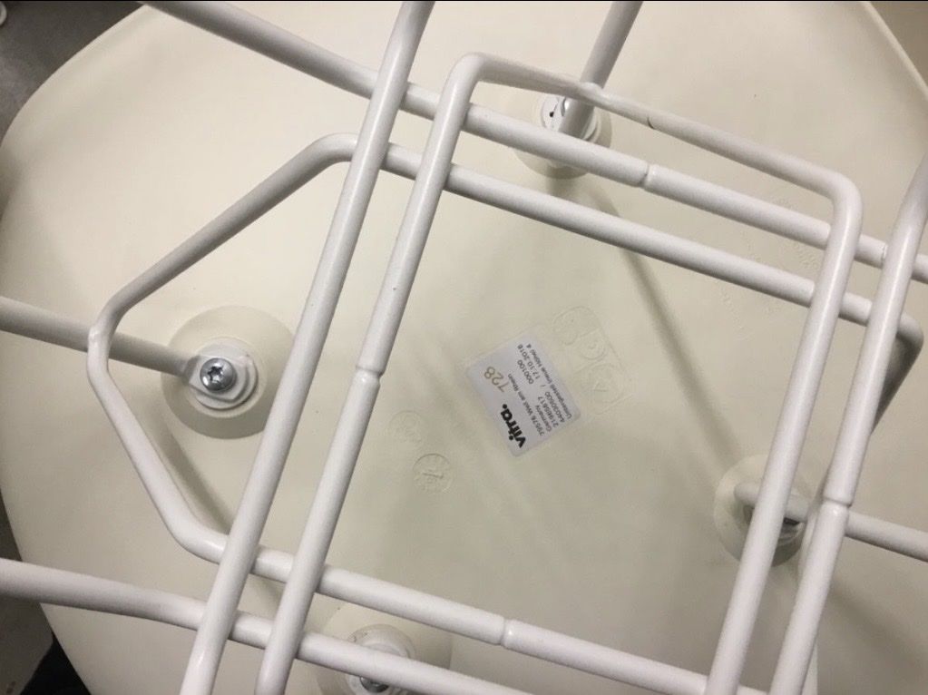 Vitra Sedie: Vitra Eames Plastic side chair DSR – Usato da Zürich venduto da Jul8047 6
