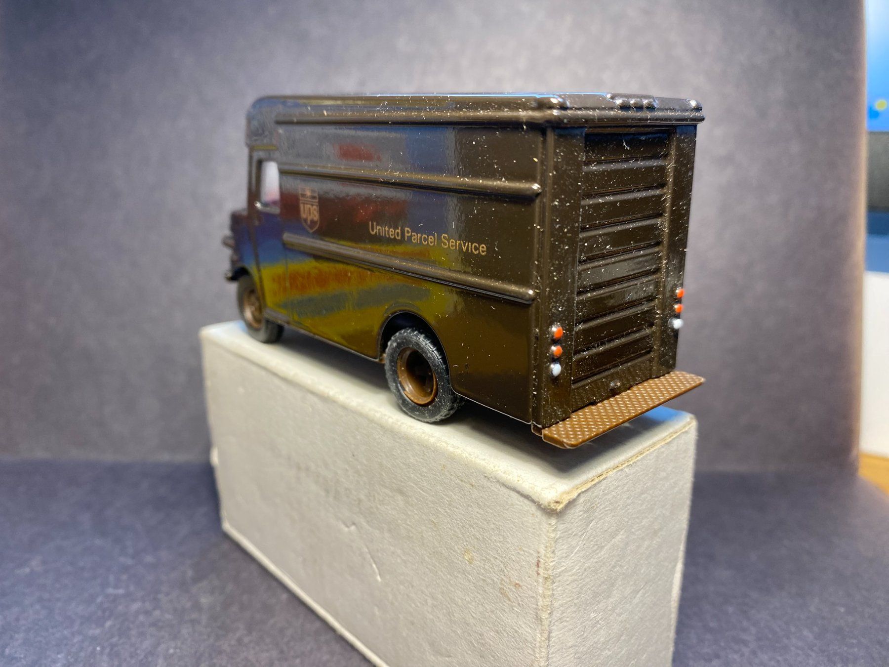 Modellini d'auto: UPS P-600 Package Car 1:50 OVP – Nuovo e nell'imballaggio originale da Spiez venduto da Mlandcruiser 7