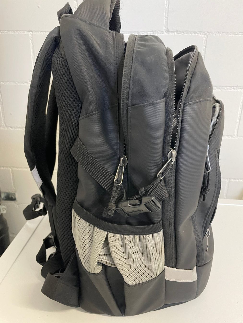 Sacs à dos: Max Ergonomic Backpack Pro 2 - Legend Special, Top Zustand! – D'occasion à Altendorf par Oracelcrash 3