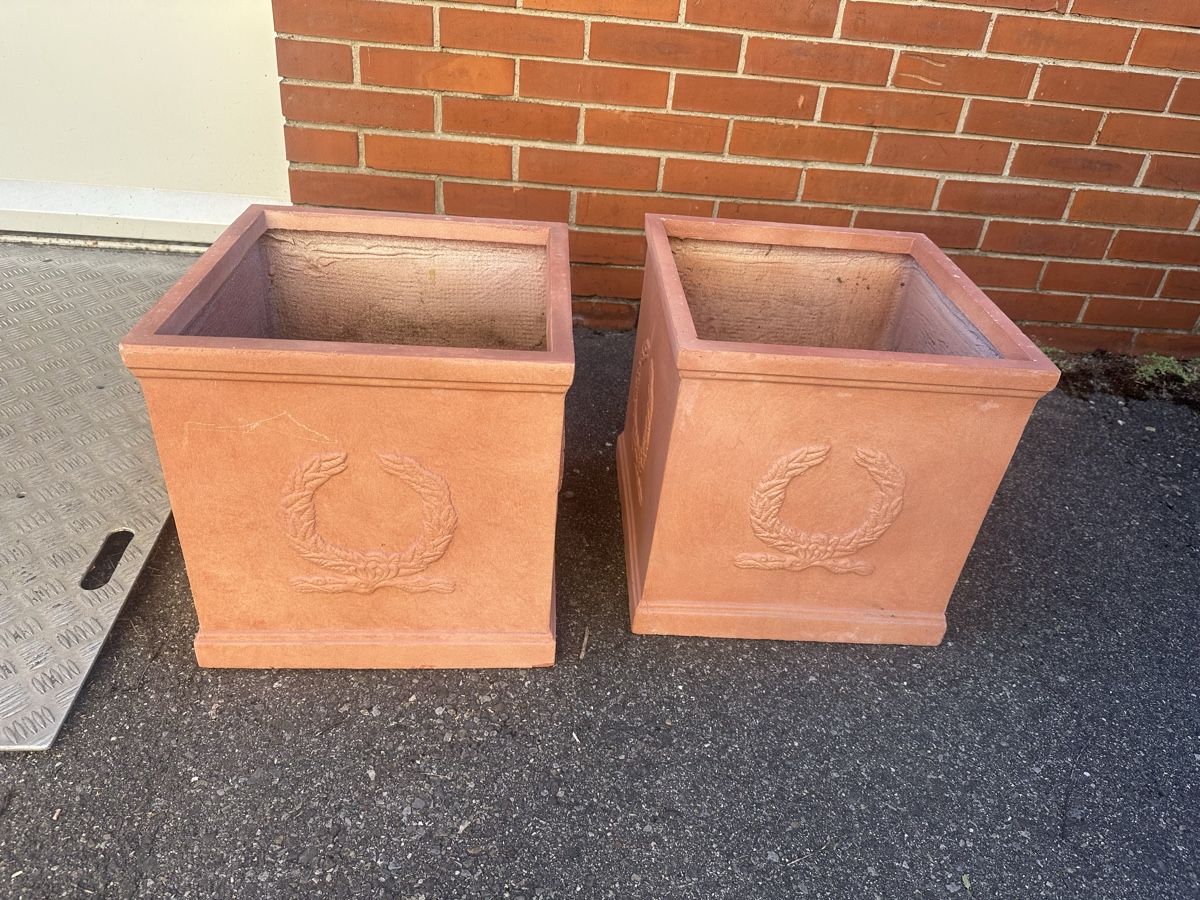 Blumentöpfe: 2 Blumentopf  – Gebraucht aus Uster von bek_v2ct
