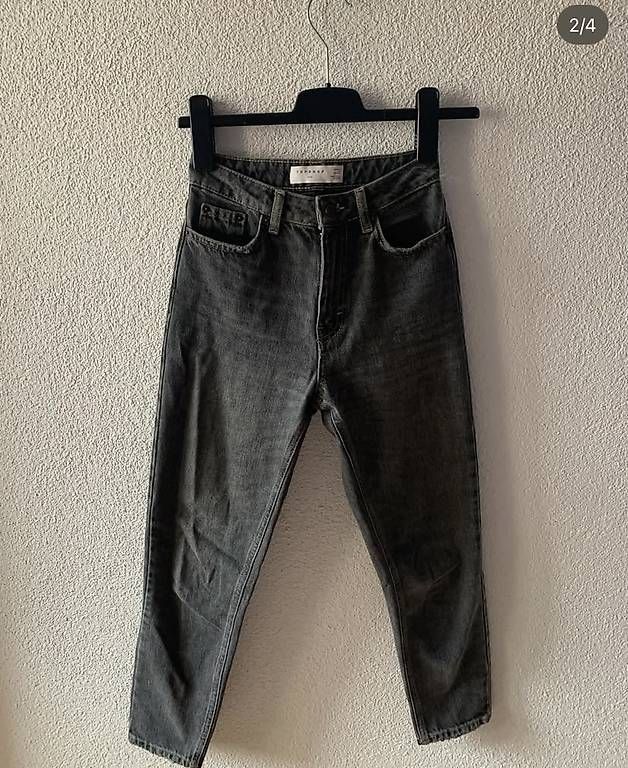 Jeans: Topshop MOM Jeams Grau – Usato da Wahlen b. Laufen venduto da Jeanine_T 1