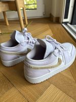 Nike Air Jordan 1 Low trainers. Size 38. Great look!