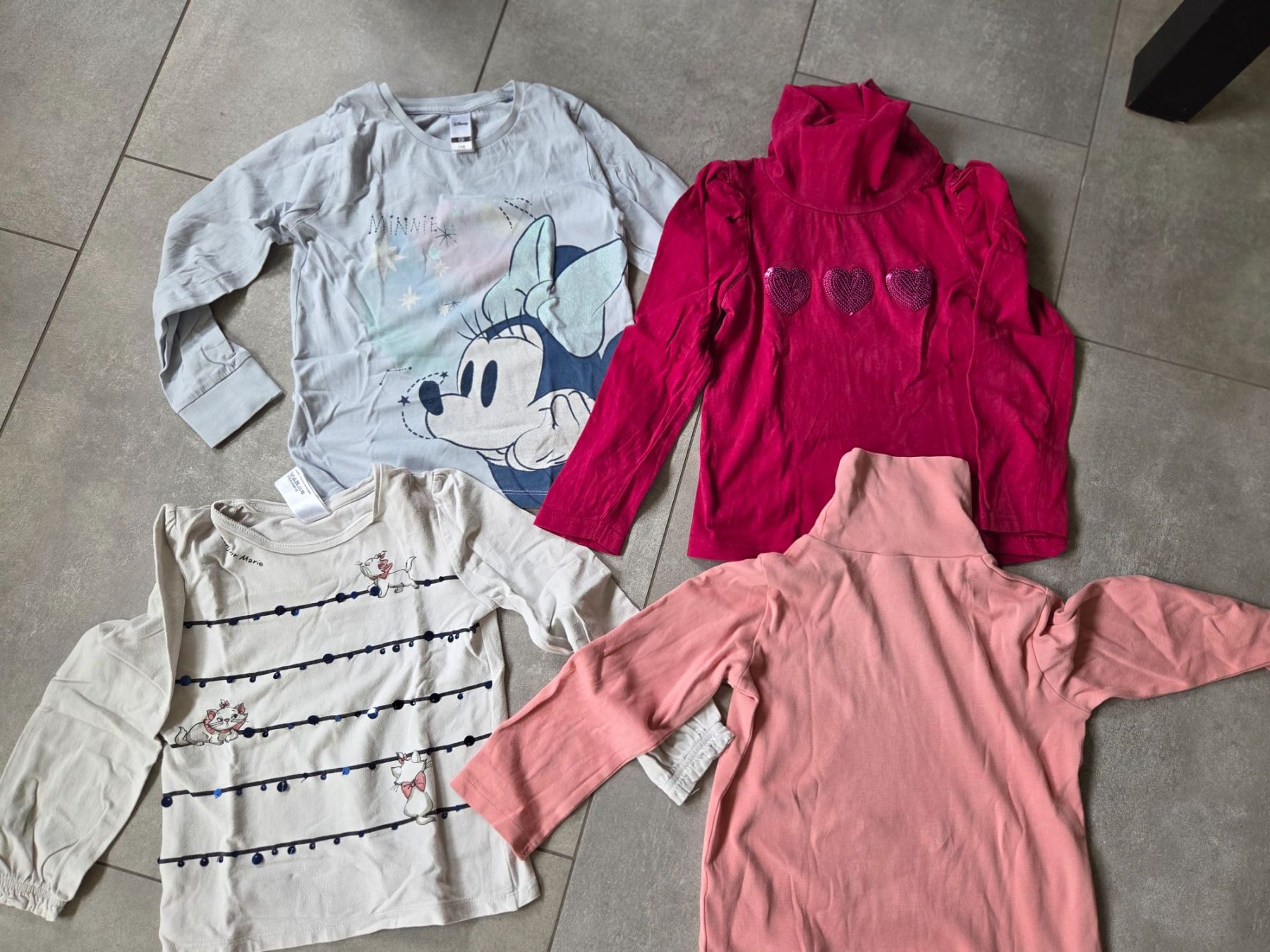 Lotti & Set di vestiti: 9- teiliges Kleiderpaket Grösse 116 – Usato da Wiesendangen venduto da troawus 2