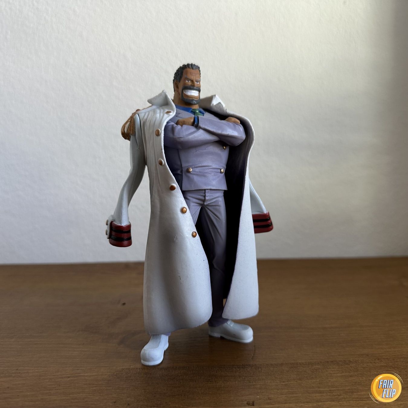 Statuette: Monkey D. Garp One Piece Figur – Usato da Luzern venduto da fairflip