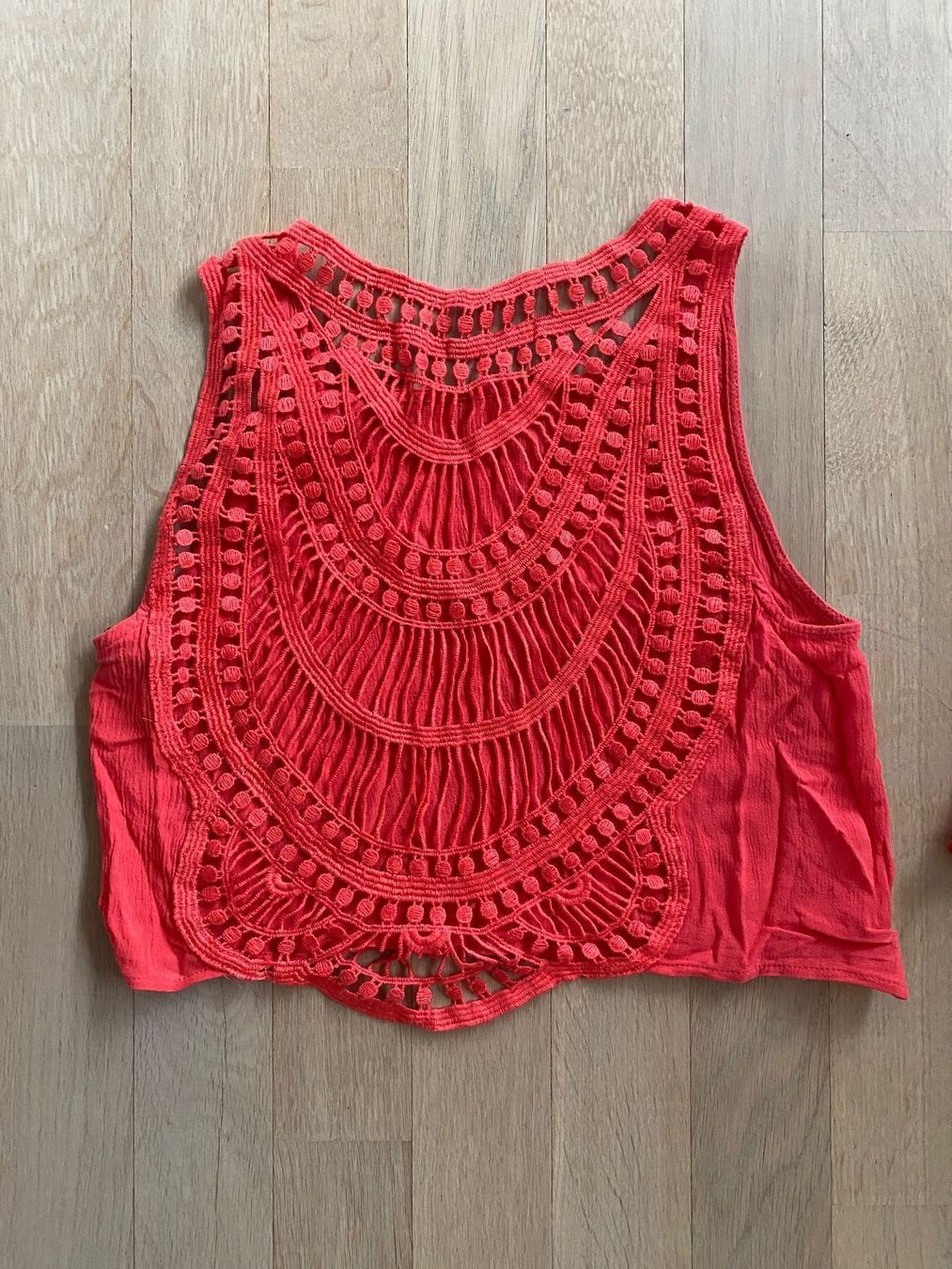Top: Crop tops – Usato da Ettingen venduto da gaggalari 1