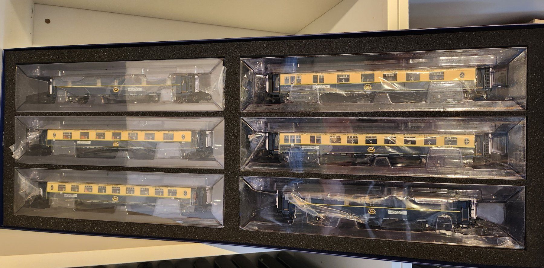 Trix Modellini di ferrovie: Trix Pullmannwagen Set Edelweiss CIWL 6 tlg. H0 – Nuovo (secondo la descrizione) da Wittenwil venduto da ced_q8j7 1