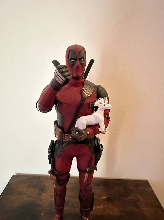 Hot Toys Statuette: Deadpool - 1/6 Scale Figur Hot Toys – Usato da St. Gallen venduto da ManuelSt. 3