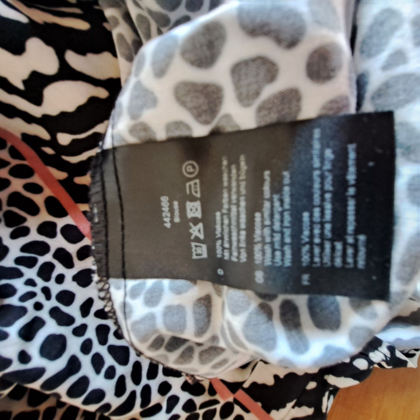 Camicette: neue Damen Bluse Grösse 42 – Nuovo (secondo la descrizione) da Walchwil venduto da TIERCHEN23 5
