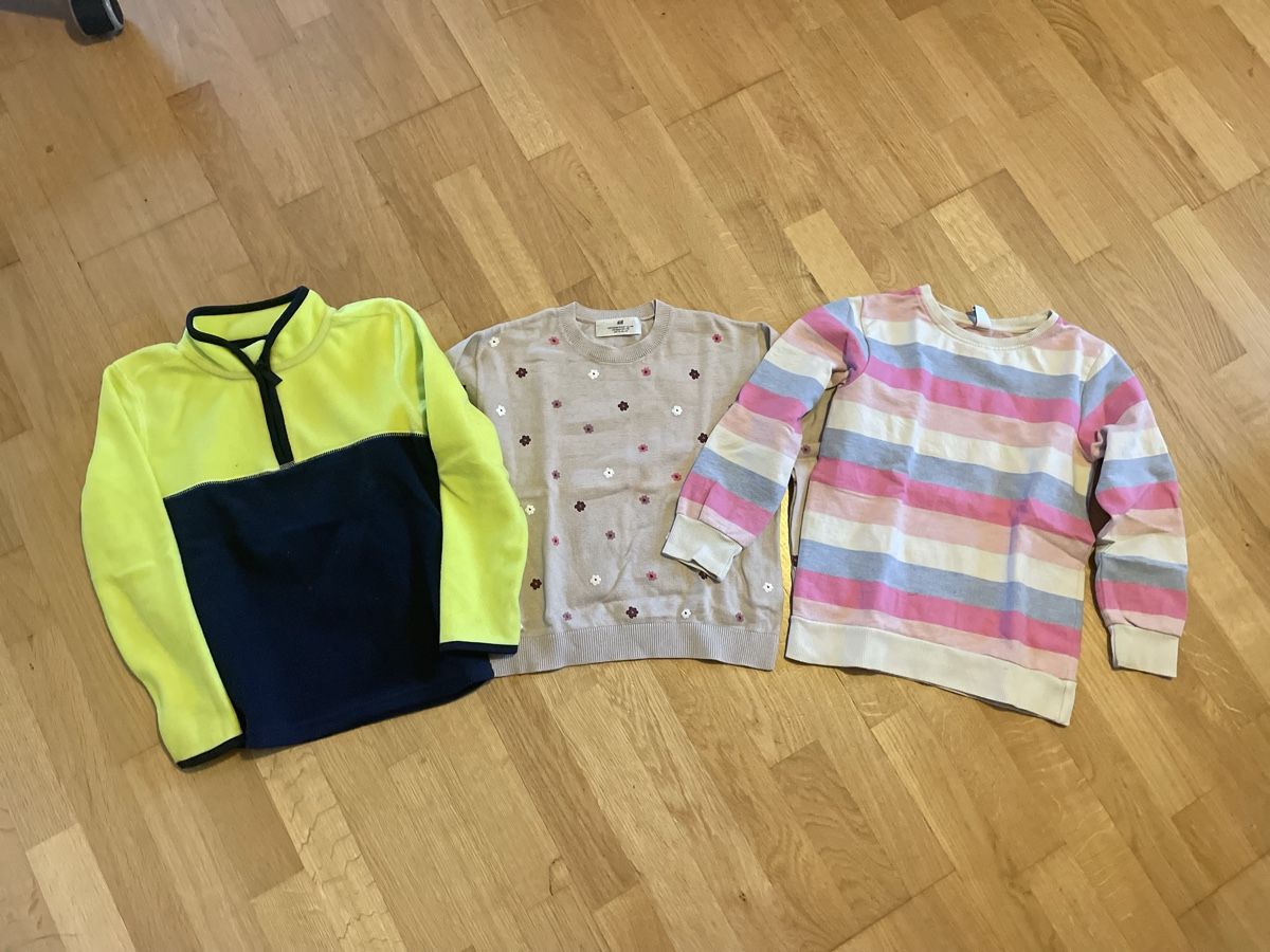 Maglioni & Felpe: Pullover 122/128 – Usato da Oetwil am See venduto da mar_t7ct