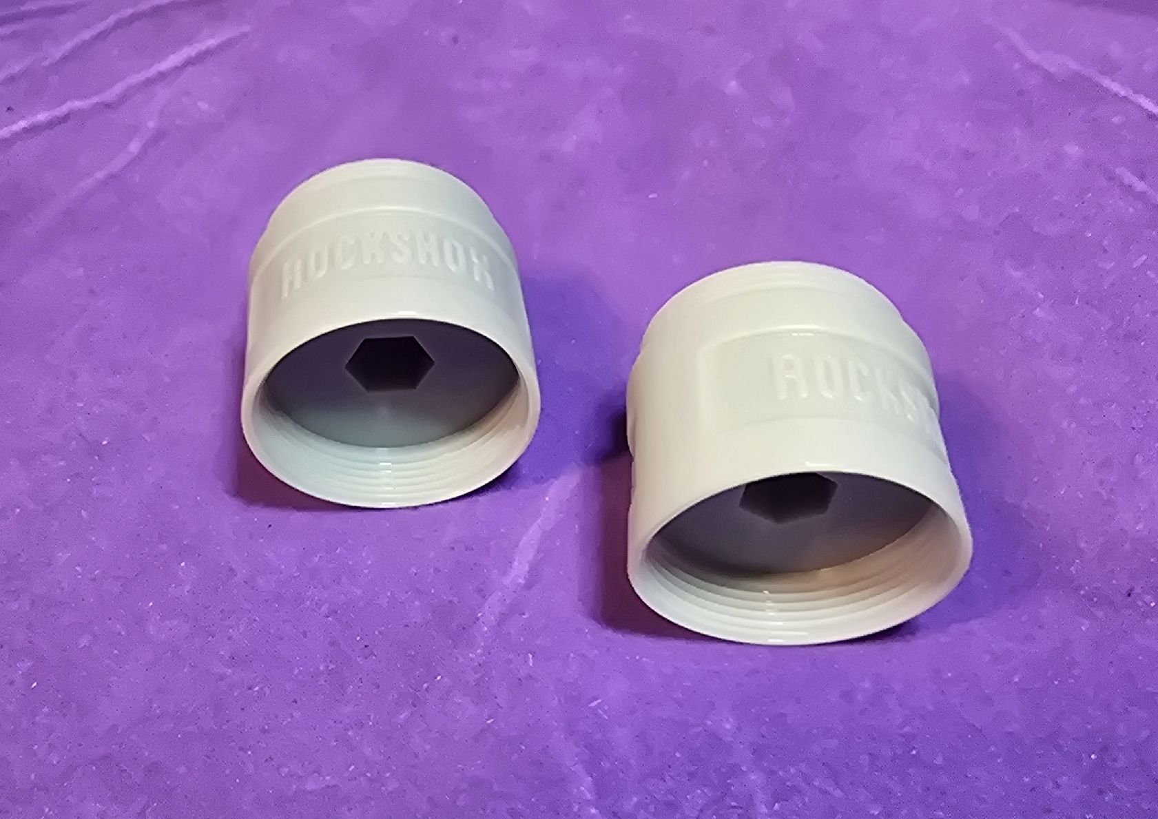 Rockshox Ersatzteile: RockShox Volume Spacer / Bottomless Token – Neu und originalverpackt aus Wangs von Restposten.Garage