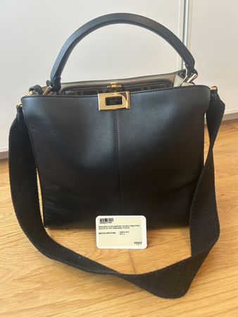 Fendi Peekaboo Medium Handtasche schwarz Leder guter Zustand