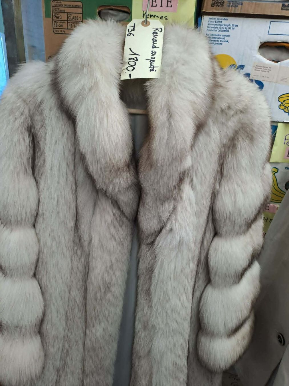 Cappotti: Manteau renaud argente – Usato da La Chaux-de-Fonds venduto da Emmaus2300CDF 5