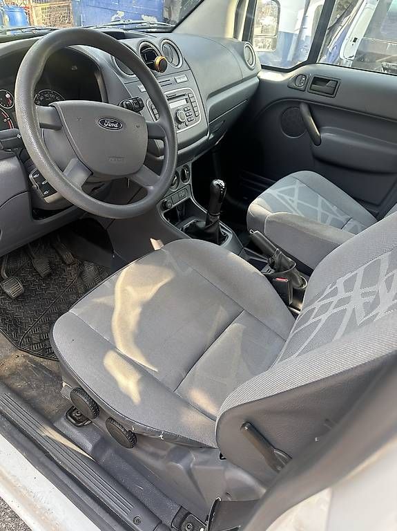 Veicoli commerciali: Ford Transit Connect 1.8 TDCi – Usato da Mezzovico venduto da Garagebazzy93 3