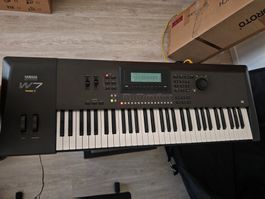 Yamaha W7 Version 2 Workstation