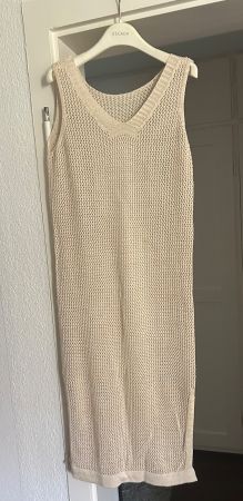 Sommerliches Stricktkleid in beige/gold, Grösse L, neuwertig