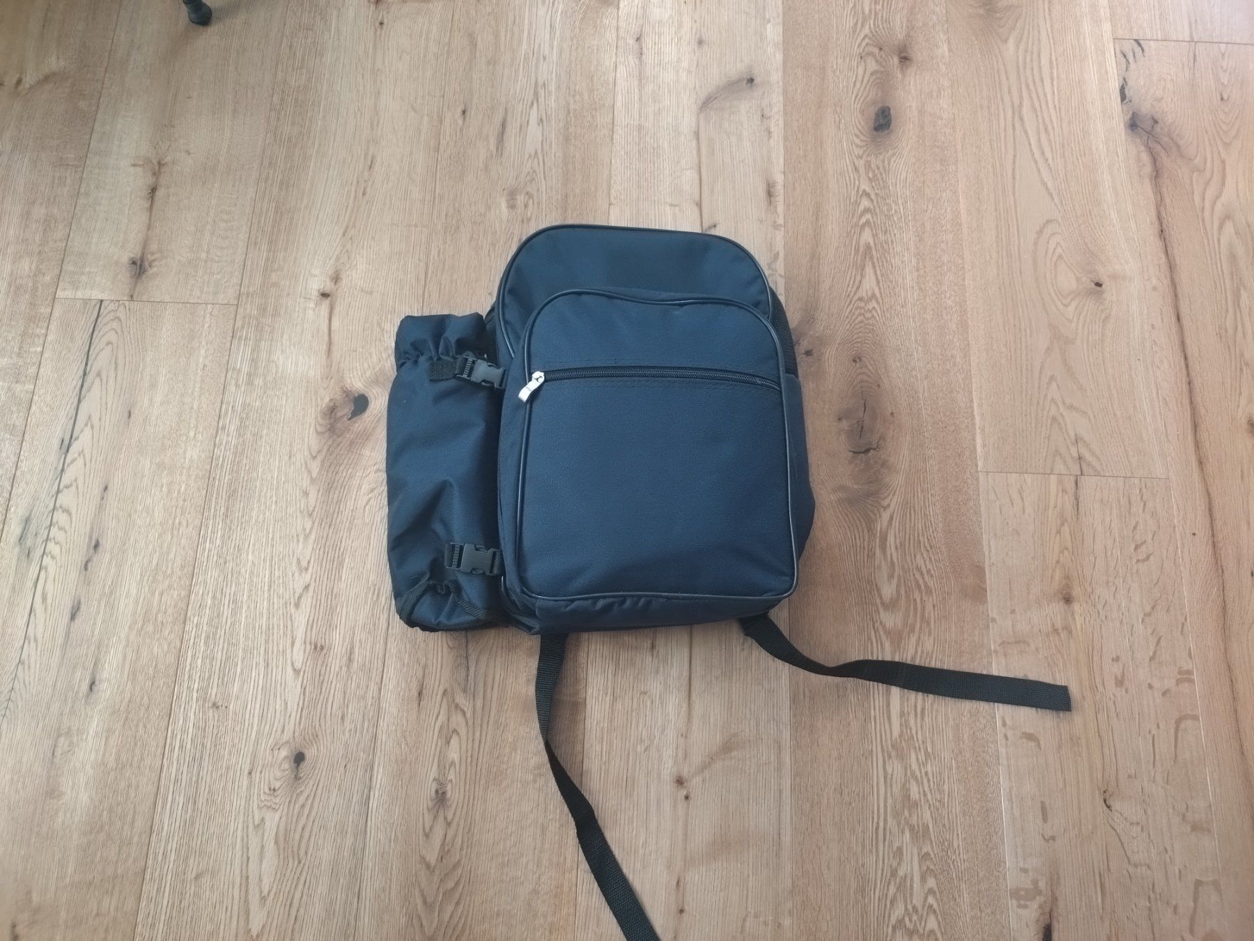 Zaini: neuwertiger Picknick-Rucksack – Nuovo (secondo la descrizione) da Matzingen venduto da Cheyenne68