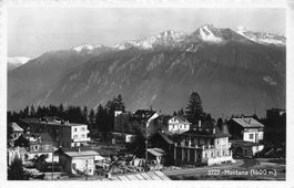Montana VS Dorfansicht und Alpen