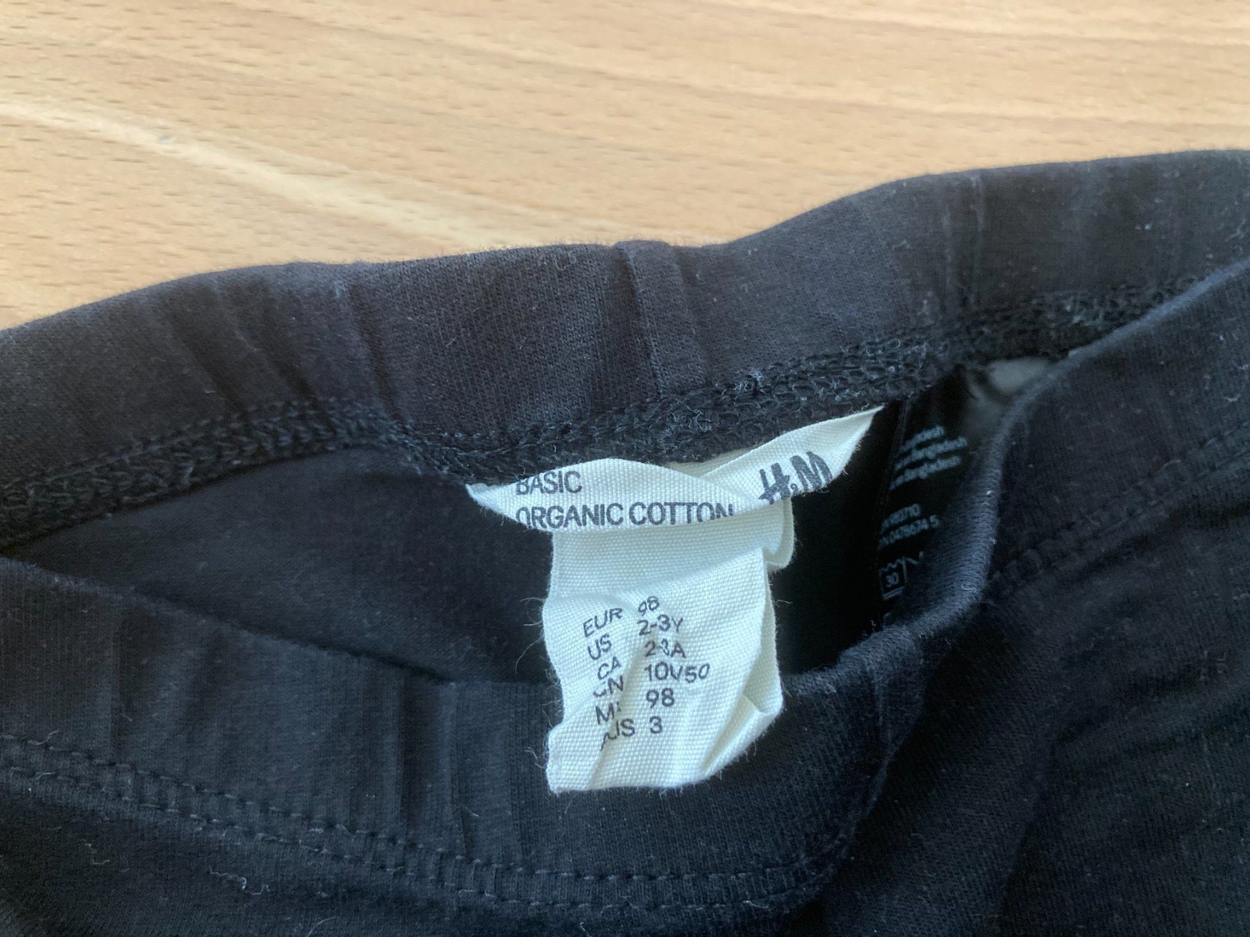 H&M Calze & Collant: 3/4-Leggins "H&M" Bio-Baumwolle – Usato da Muttenz venduto da Juvenile33 1