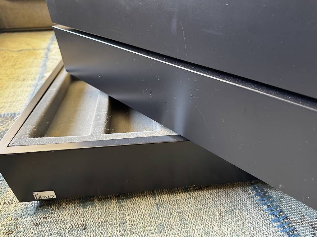 Flexform Tavoli: Table de salon Leolux – Usato da Echandens venduto da Cavin1 1