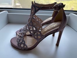 NEU! Sandaletten Gr. 36