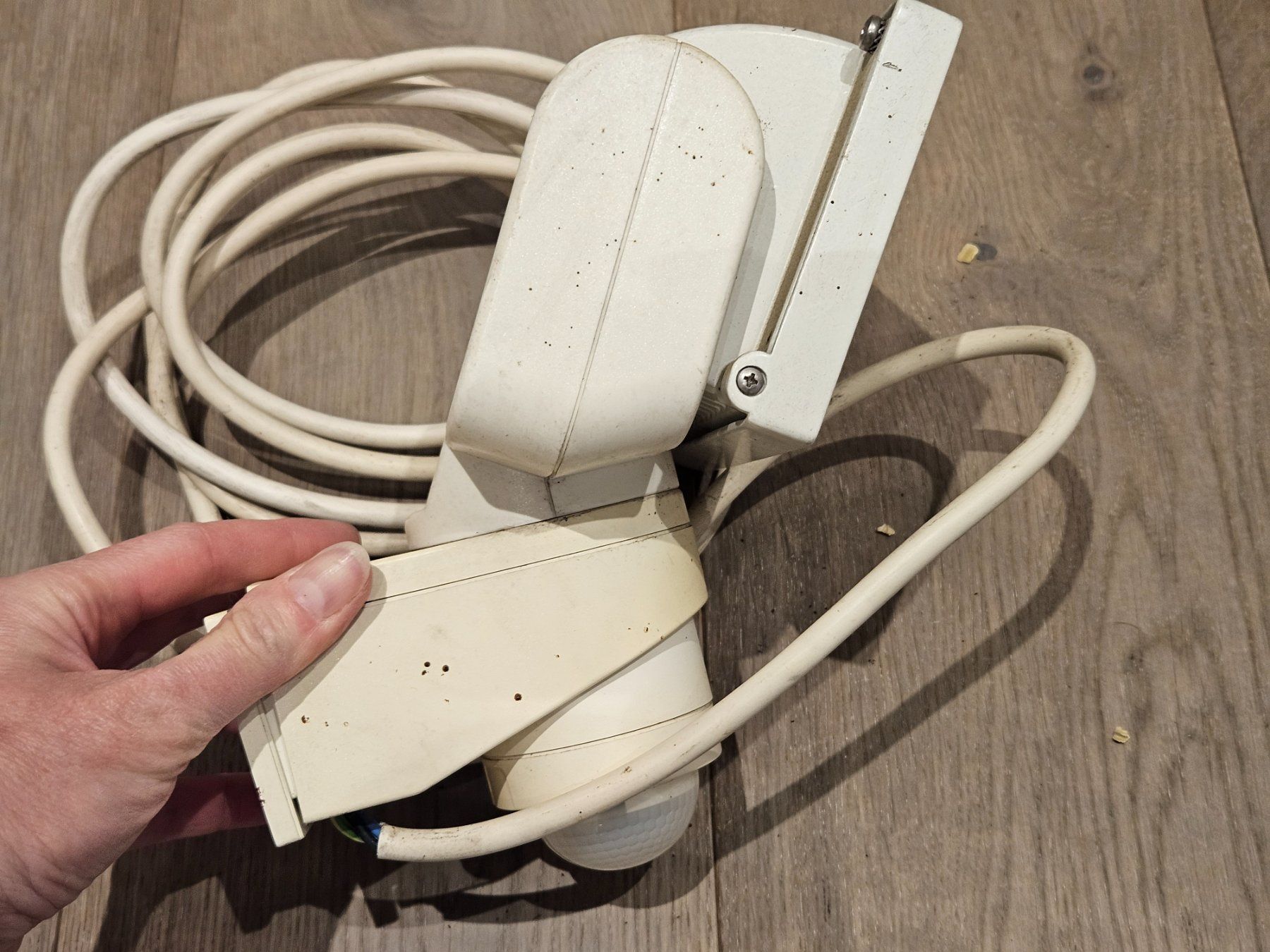Lampade: Flutlichtstrahler mit Bewegungsmelder – Usato da Herrliberg venduto da Jummi 7