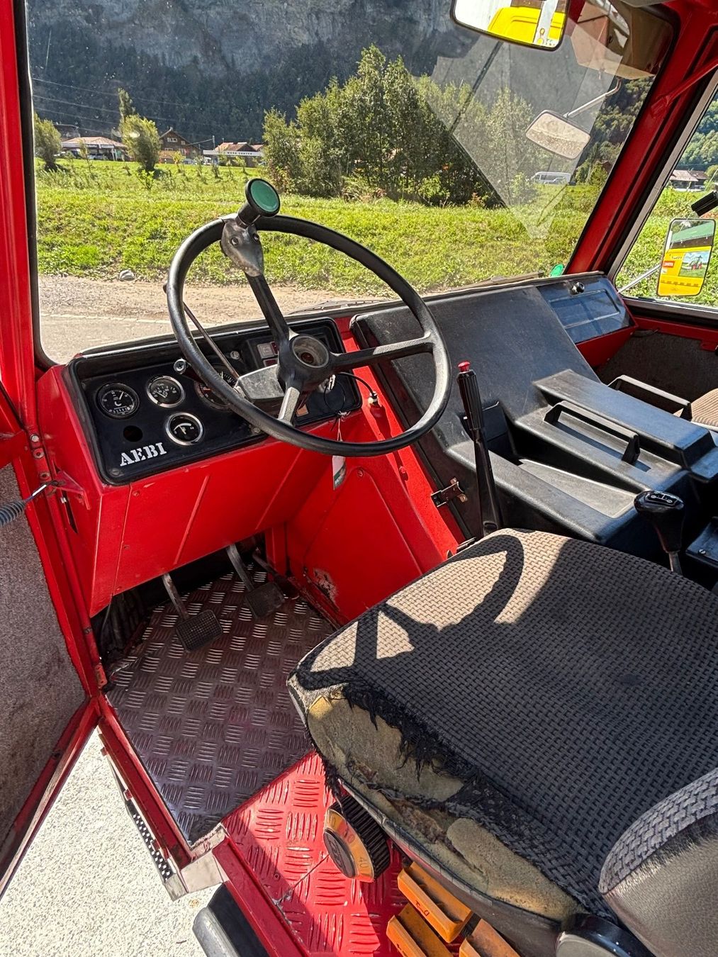 Aebi Tracteurs: Transporter Aebi TP 67 K mit Kipper Occasion – D'occasion à Meiringen par LMMLandmaschinenGmbH 5