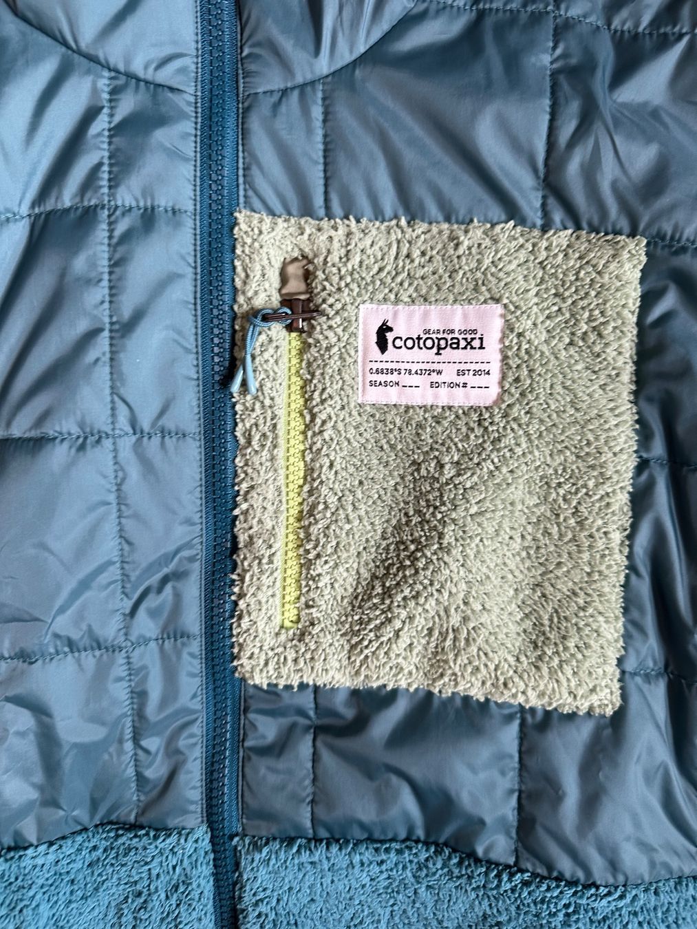 Cotopaxi Giacche: Cotopaxi Jacke XS - max 3mal getragen – Nuovo (secondo la descrizione) da Fribourg venduto da mir_k7b9 1