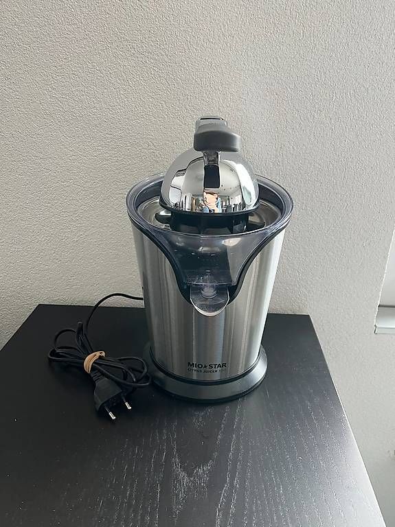 Elettrodomestici da cucina: Presse-agrumes électrique – Usato da Chézard-St-Martin venduto da mar_mv7g