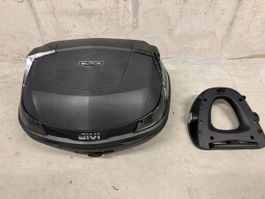 Top case givi blade
