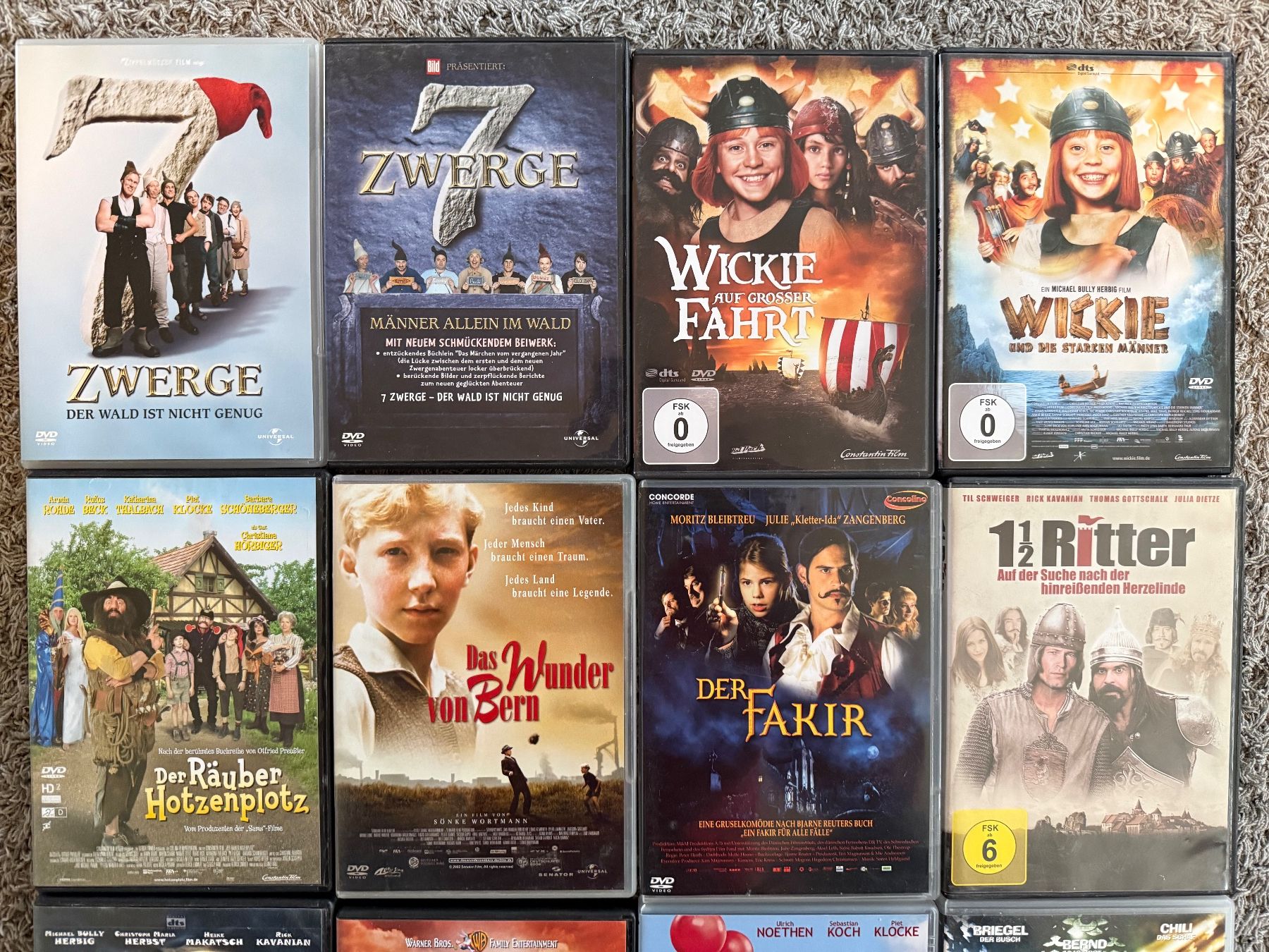 Tutti i DVDs: Deutsche Kinderfilme – Usato da Rüeterswil venduto da dvo_y9vg 1