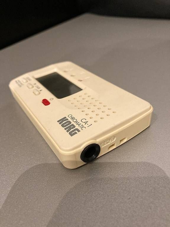 Strumenti musicali: Accordatore korg – Usato da Vacallo venduto da Ste-c 3