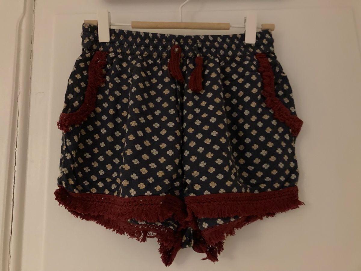 Mango Pantalons: Shorts von Mango, Grösse S – D'occasion à Bern par katystrophal