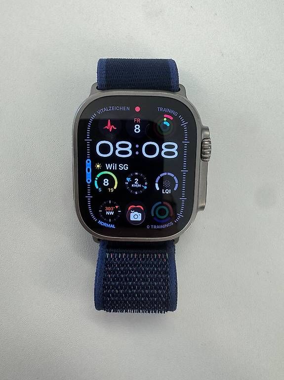 Apple Smartwatch: Apple Watch Ultra 2 - Cellular / Wifi / Titan – Usato da Winterthur venduto da mar_9dr9