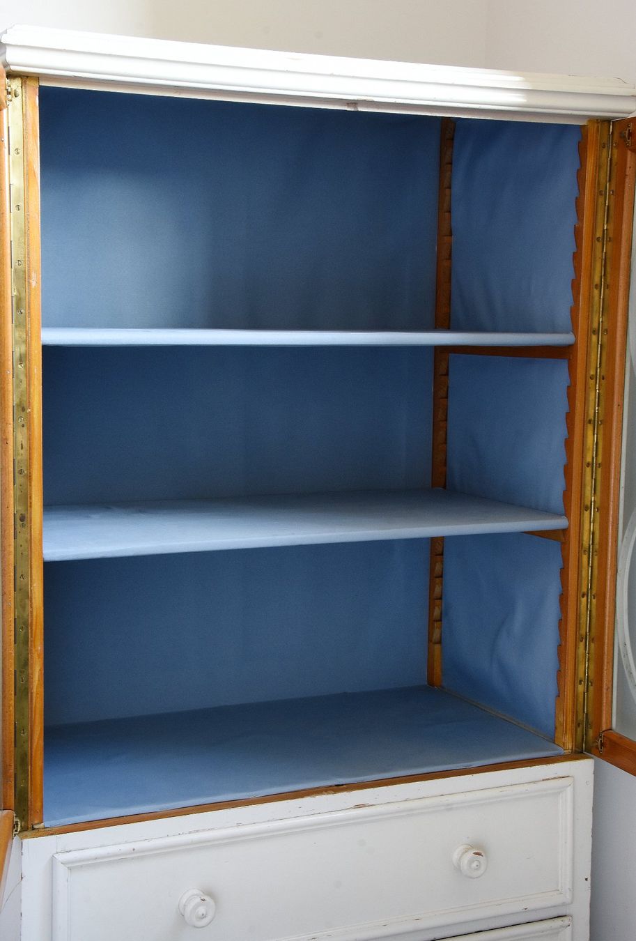 Armadi: Weiss lackierte Schrank – Usato da Bern venduto da Mydogonline 6